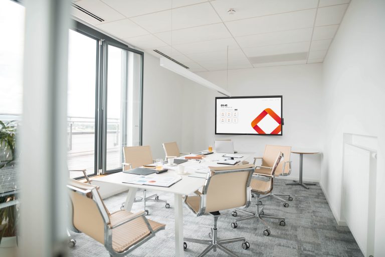 La integración de tecnología en las salas de reunión